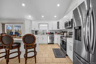 19 Summit, Farmingville, NY 11738 - Photo 2