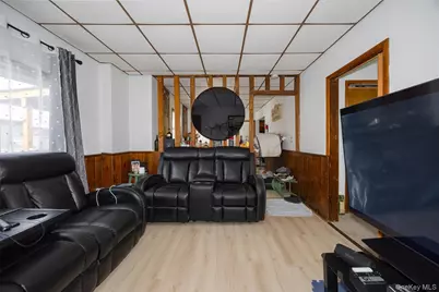 20 W Academy Street, Wappingers Falls, NY 12590 - Photo 16