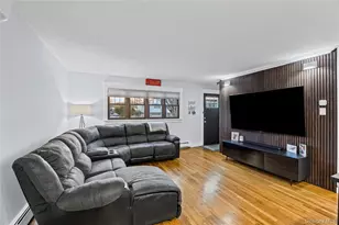 612 N Broome Ave, Lindenhurst, NY 11757 - Photo 12