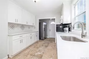 101 Harris Ave, Freeport, NY 11520 - Photo 10