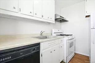 90-50 Union Tpke, Glendale, NY 11385 - Photo 14