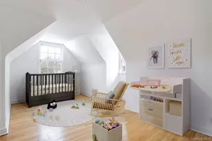 448 Abbey Rd N, Manhasset, NY 11030 - Photo 22