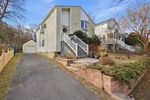 22 Midland Ave, Port Jefferson, NY 11777 - Photo 2