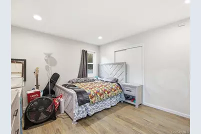 22 Midland Avenue, Port Jefferson, NY 11777 - Photo 24