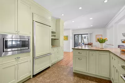 7 Poplar Road, Larchmont, NY 10538 - Photo 14