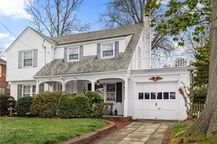 43 MacDonald St, Hempstead, NY 11550 - Photo 2