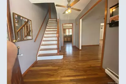 732 3rd Street, Ronkonkoma, NY 11779 - Photo 4