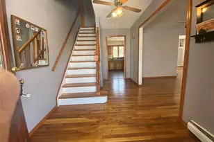 732 3rd St, Ronkonkoma, NY 11779 - Photo 4