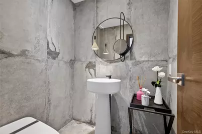 48 Westwood Court, Woodbury, NY 11797 - Photo 8