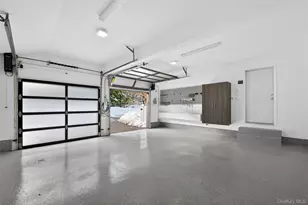 48 Westwood Ct, Woodbury, NY 11797 - Photo 46