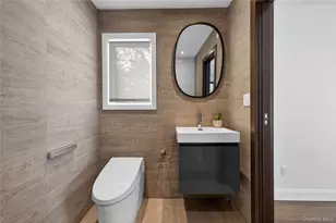 48 Westwood Ct, Woodbury, NY 11797 - Photo 22