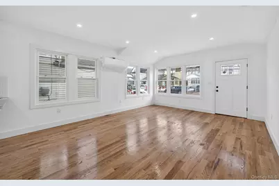 13205 109th Avenue, Ozone Park, NY 11420 - Photo 4