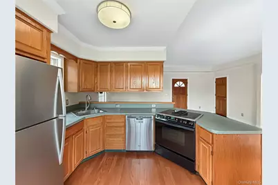 70 High Point Circle #70, Newburgh, NY 12550 - Photo 4