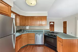 70 High Point Cir, Newburgh, NY 12550 - Photo 4