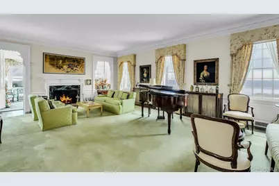 2 Wallis Lane, Saint James, NY 11780 - Photo 10