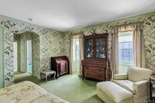 2 Wallis Ln, Saint James, NY 11780 - Photo 18