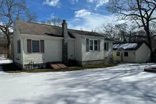 24 Lafayette Ave, Mastic, NY 11950 - Photo 2