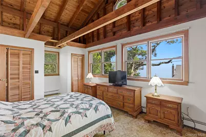 142 Shore Drive, Sound Beach, NY 11789 - Photo 24
