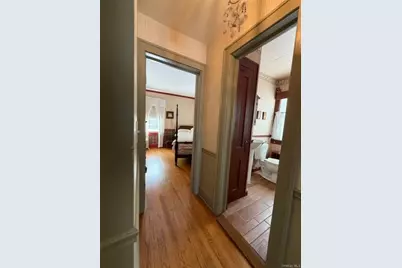 10 Phillips Street, Red Hook, NY 12571 - Photo 16