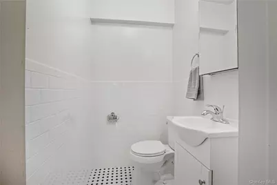 1091 Albany Post Road, Gardiner, NY 12525 - Photo 12