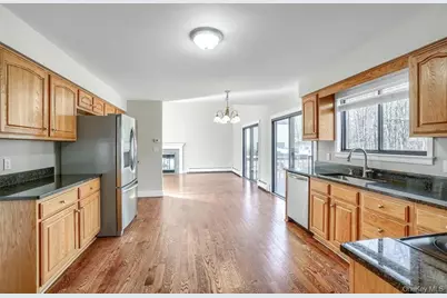 9 Oak Avenue, Somers, NY 10589 - Photo 10