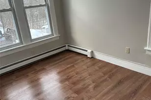 180 N Clinton St, Poughkeepsie, NY 12601 - Photo 8