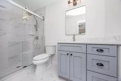 510 Bayport Avenue, Bayport, NY 11705 - Photo 22