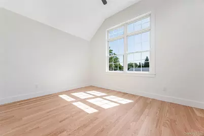 510 Bayport Avenue, Bayport, NY 11705 - Photo 24