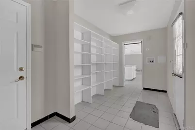 1 Domino Way, Mount Sinai, NY 11766 - Photo 10