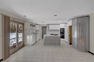 1 Domino Way, Mount Sinai, NY 11766 - Photo 8