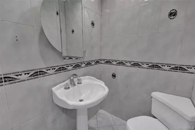 1 Domino Way, Mount Sinai, NY 11766 - Photo 12