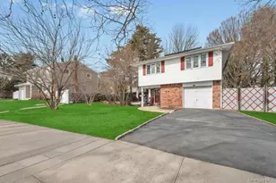 219 Bellerose Ave, East Northport, NY 11731 - Photo 4