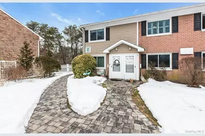 40 W 4th Street #156, Patchogue, NY 11772 - Photo 2