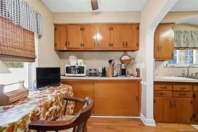 197 Foxhurst Road, Oceanside, NY 11572 - Photo 16