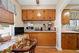 197 Foxhurst Rd, Oceanside, NY 11572 - Photo 16