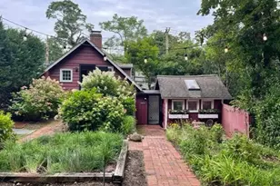 95 E Broadway, Roslyn, NY 11576 - Photo 26