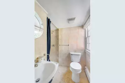 95 E Broadway, Roslyn, NY 11576 - Photo 14