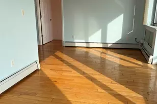 136-21 Latimer Pl, Flushing, NY 11354 - Photo 4