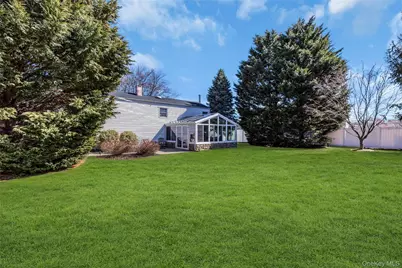 114 Lowell Road, Sayville, NY 11782 - Photo 20