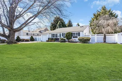 114 Lowell Road, Sayville, NY 11782 - Photo 2