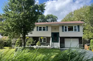 33 Island View Ave, Monroe, NY 10950 - Photo 2