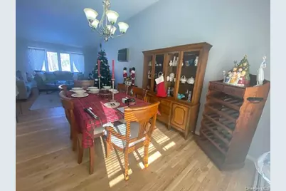 [Address not provided], Hauppauge, NY 11788 - Photo 6