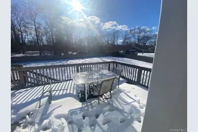 [Address not provided], Hauppauge, NY 11788 - Photo 16