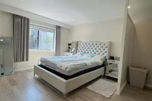 5-24 115th St, Flushing, NY 11356 - Photo 4