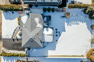 285 E Shore Dr, Massapequa, NY 11758 - Photo 22