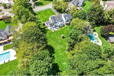 1345 Harbor Road, Hewlett, NY 11557 - Photo 30