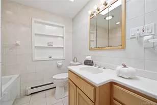 38 Bradish Ln, Bay Shore, NY 11706 - Photo 20