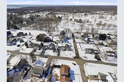 38 Bradish Lane, Bay Shore, NY 11706 - Photo 34