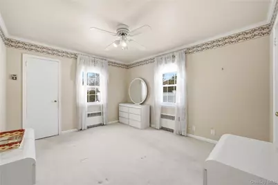 38 Bradish Lane, Bay Shore, NY 11706 - Photo 24