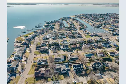 148 Exeter Road, Massapequa, NY 11758 - Photo 6